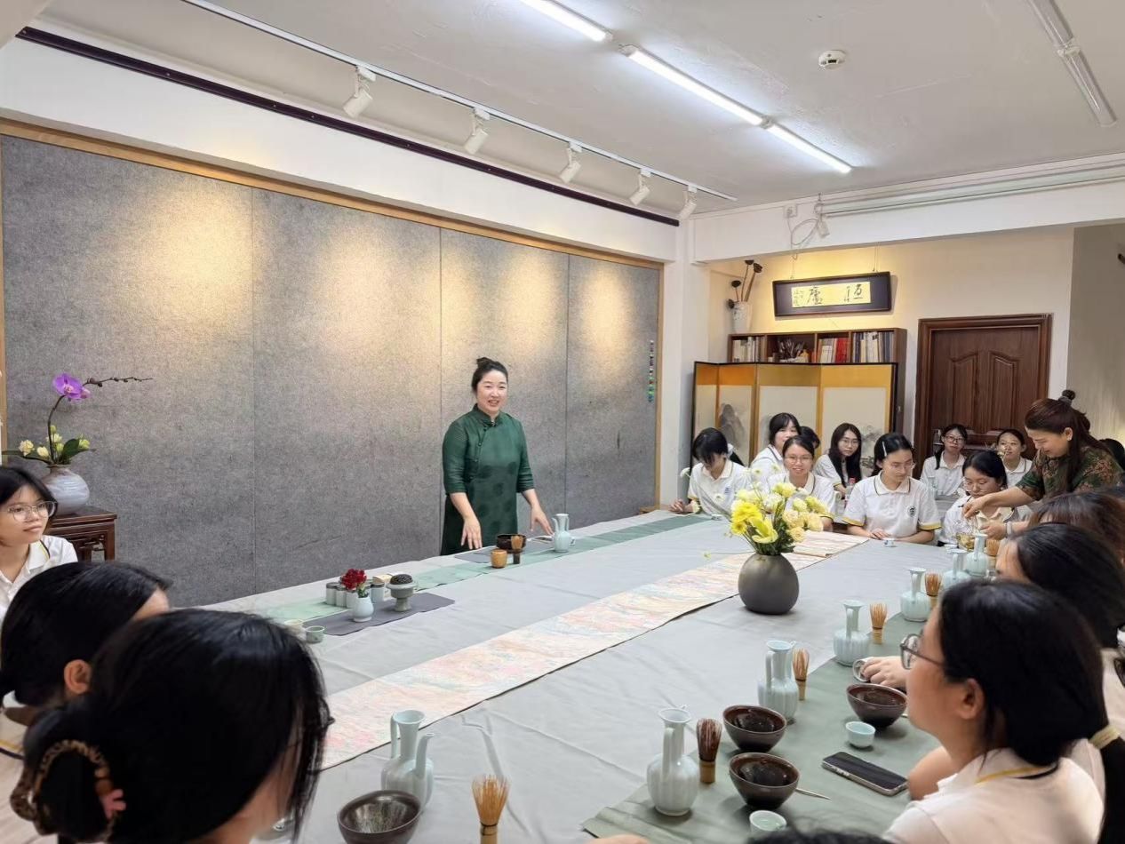 25级汉语言文学创新班开展美育实践活动